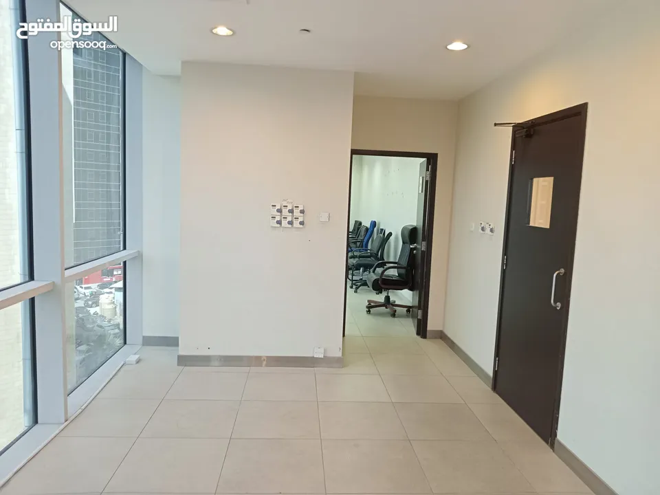 مكتب تجارى للايجار Al -SoorTower Floor19