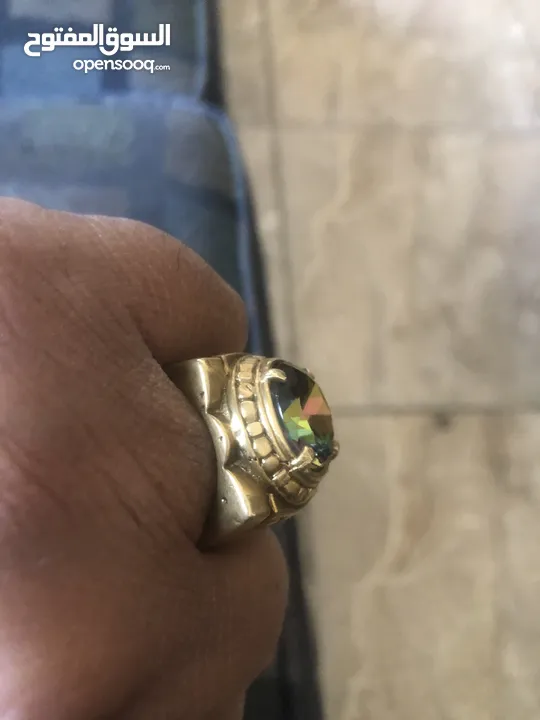 خاتمين انتيك حجر مازونايت حجم كبير للبيع بسعر مناسب الخاتم انتييك. والحجر مازونايت.