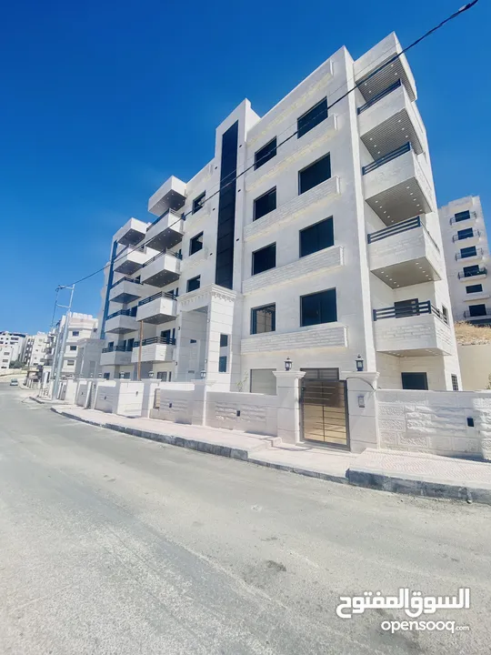 شقق جديدة فاخرة للبيع في ابو السوس من المالك