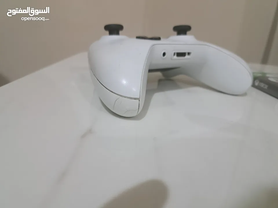 جهاز XBOX ONE مع الأسلاك الأصلية *قابل للمفاوضة