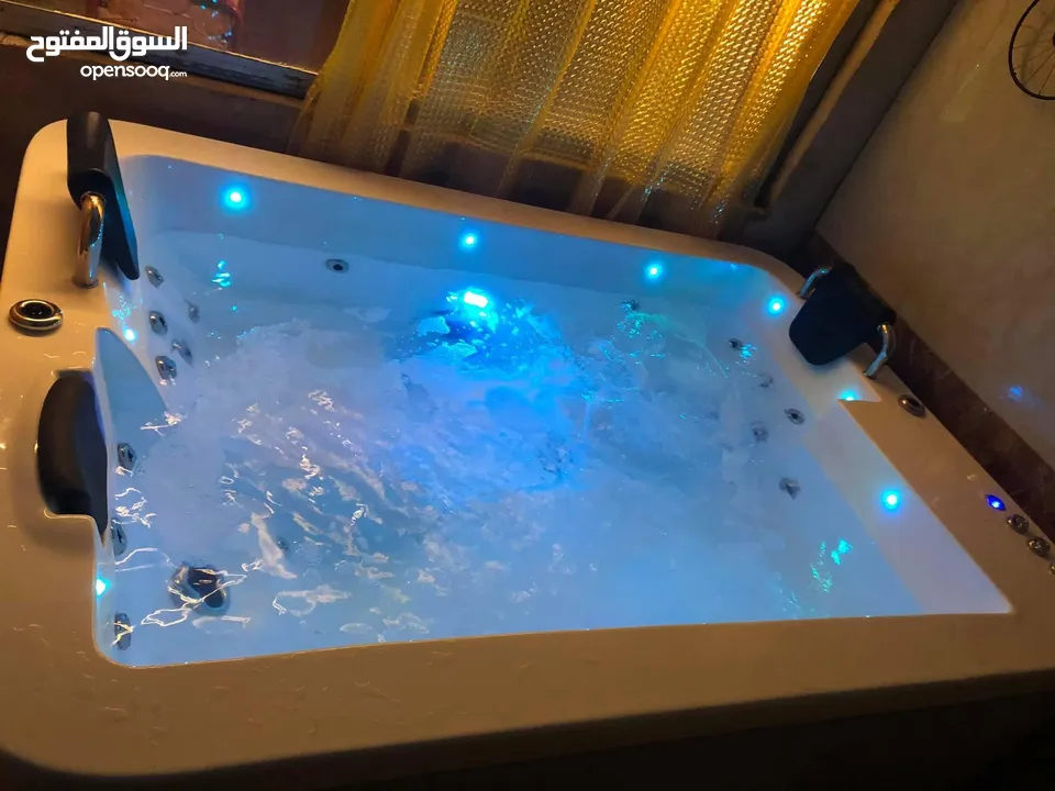 شاليه مع كوخ وجكوزي للعرسان او زوجين جين واطفالهم للايجار مع مبيت في نابلس 10 دقايق عن رفيديا
