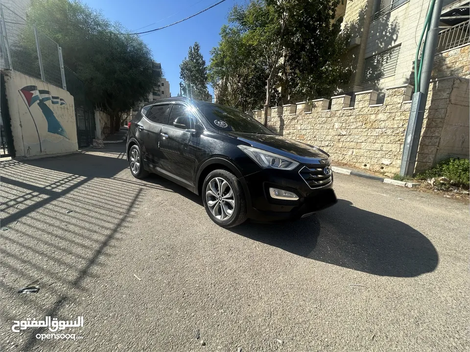 سانتفيه 2015 بالرخصة  4/4  ماشية 120 عداد اصلي  ماتور 2200 مش 2000  فحص نضيف