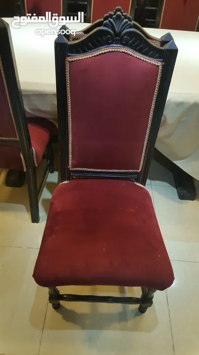 طاولة سفرة مع بيرو خشب زان