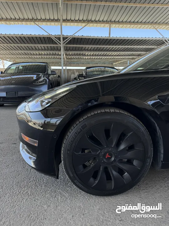 Tesla 2021