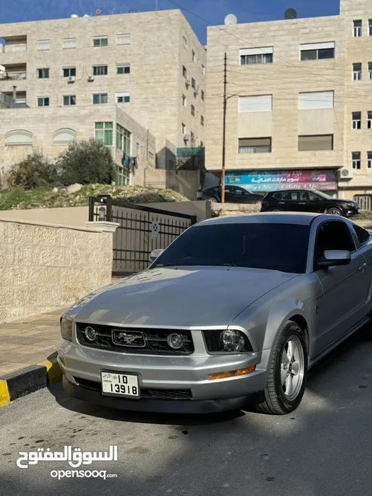 Ford mustang v6 2008