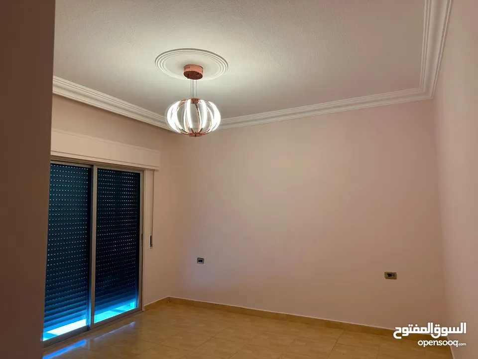 شقة مميزة بالجاردنز سوبر ديلوكس للبيع من المالك مباشرة
