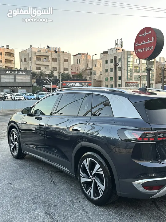 ID.6 Crooz PRO VIP 2023  بحاله الوكاله عداد 20 الف كن جمرك جديد