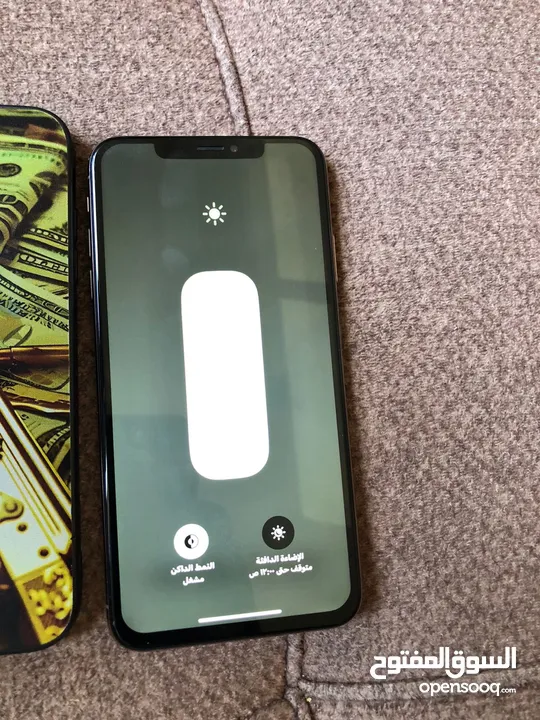 XS MAX 256 جيجا بحالة الوكالة