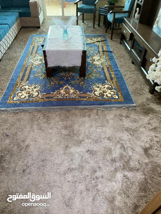 سجاد مستعمل بيج