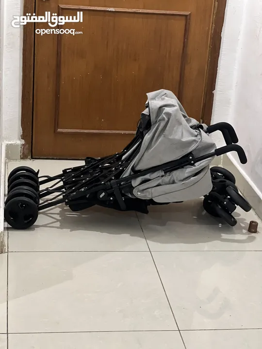 عربية توئم جديدة من ماركت ماما بابا mama     twin stroller for sale 25 kd papa