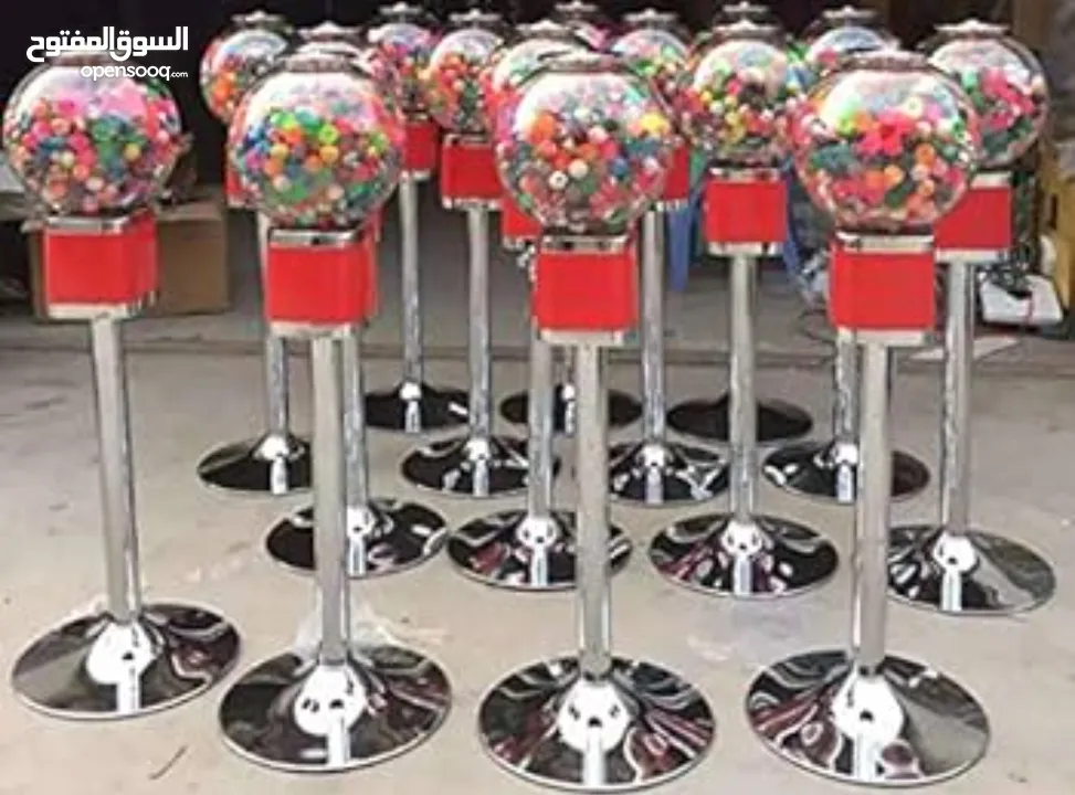 ماكينات مصاص و علكة وطابات هدايا و هزازات بالعملة