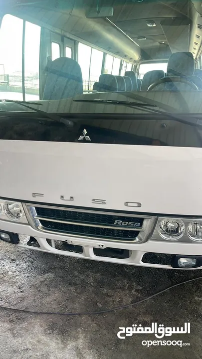 باص متسوبيشي فوسو حره غير مجمرك 26 راكب ماتور كهرباء