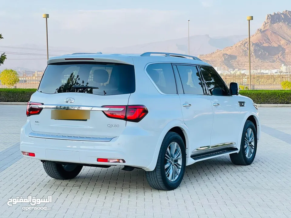 للبيع إنفينيتي QX80 2022 قمة نظافة حادث خفيف