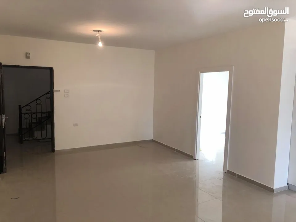 للبيع  شقة  جديدة كليًا – ضاحية الريحان (عمارة البيت الأندلسي 2)
