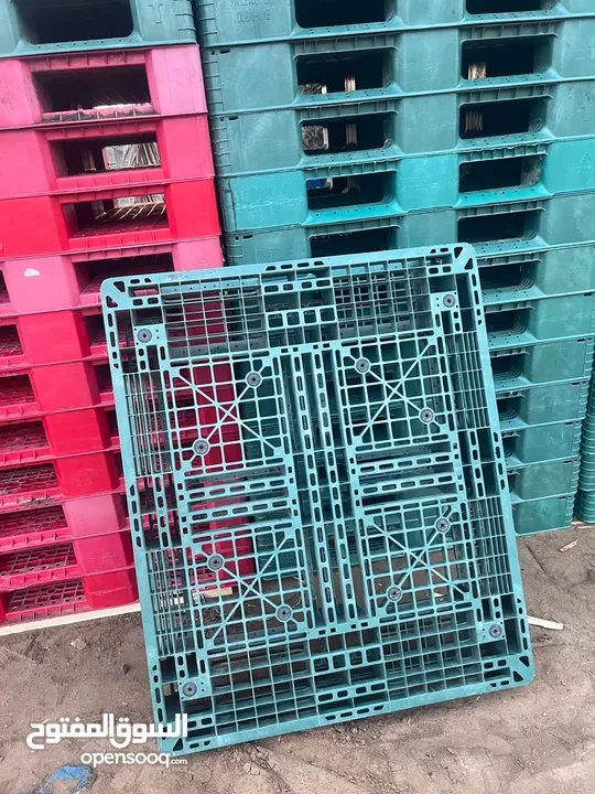 USED PLASTIC PALLETS FOR SALE