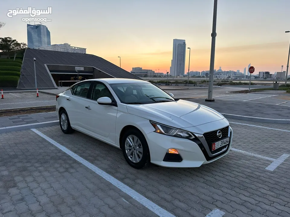 للبيع نيسان التيما 2020 خليجي الموتر رائع قمة فالنظافة  ———————————— شاشة أبل كاربلي APPLE CARPLAY /