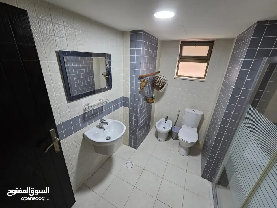 شقة مؤجرة شهري ب250 للبيع — فرصة استثمارية رائعة