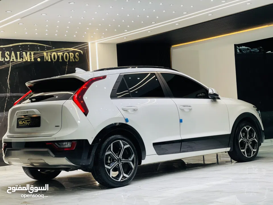 كيا نيرو 2023 فل مسكر سجنتشر عداد 33 الف