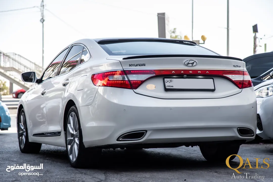 Hyundai Azera 2014 السيارة بحالة ممتازة جدا