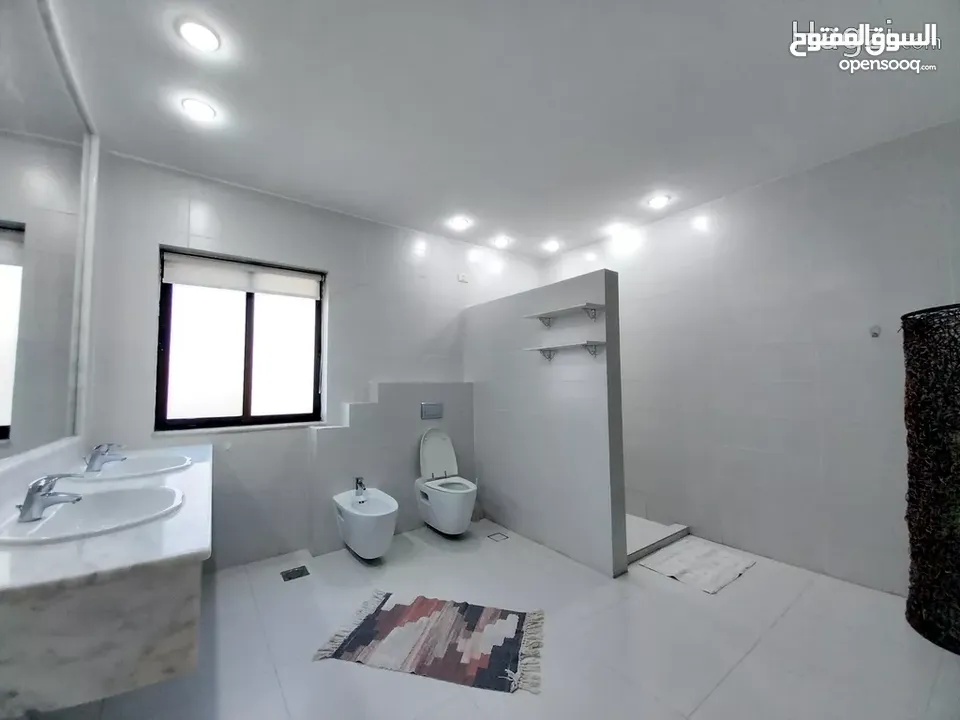 فيلا للايجار في عبدون  ( Property 33676 ) سنوي فقط