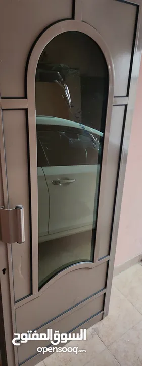 باب المنيوم