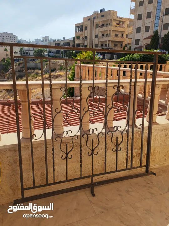 شبك حديد حماية
