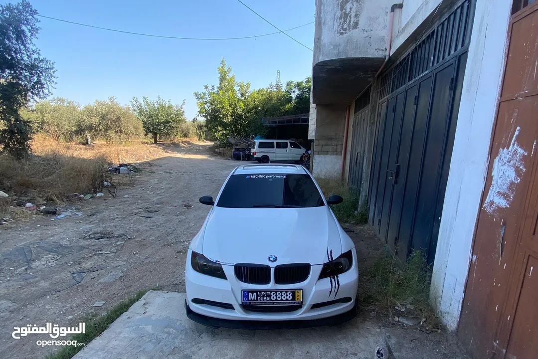 E90 abyad alb bej