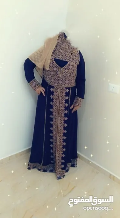 للبيع ملابس مستعمله وجديد
