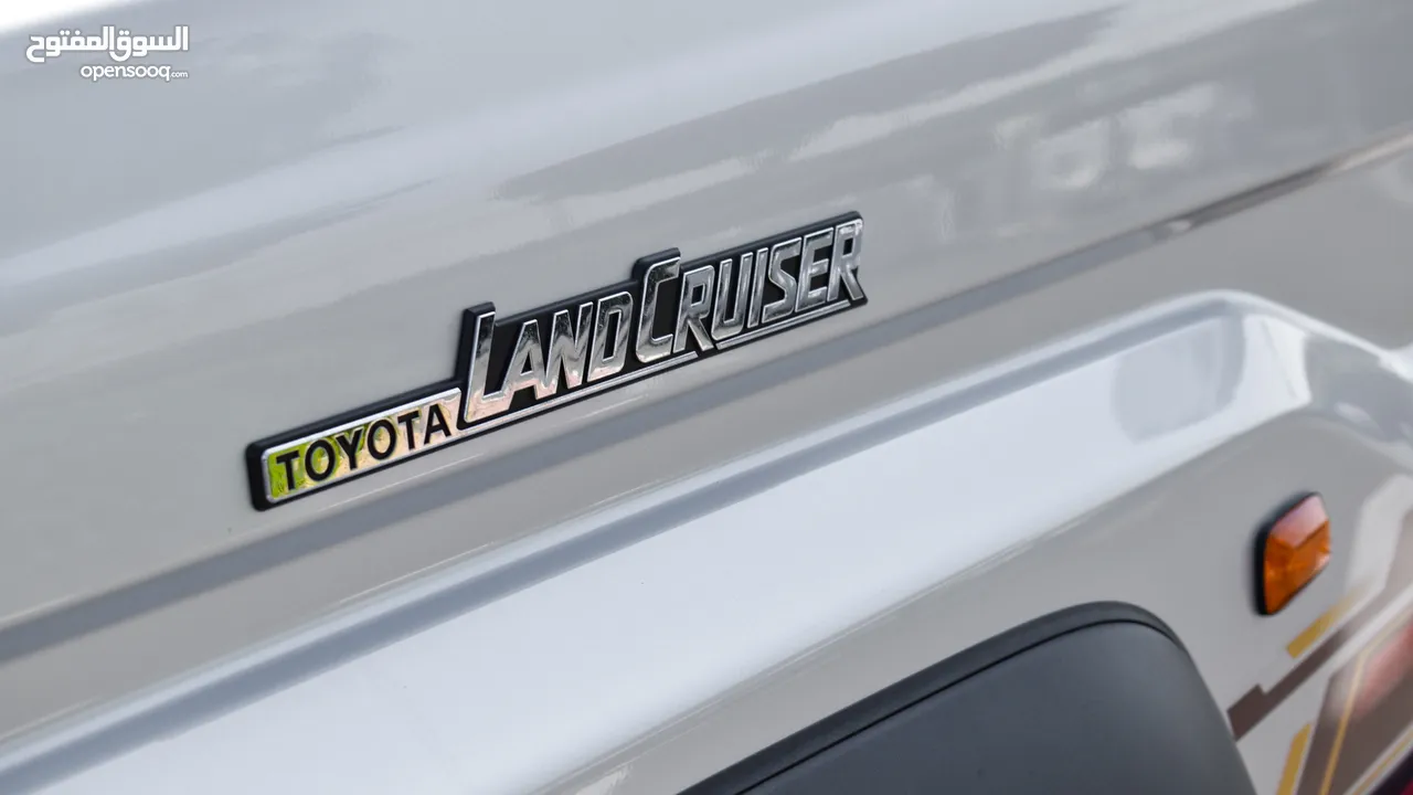 Toyota Land Cruiser Hard Top   71 - 3 DOORS V6 4.0L PETROL 2024
