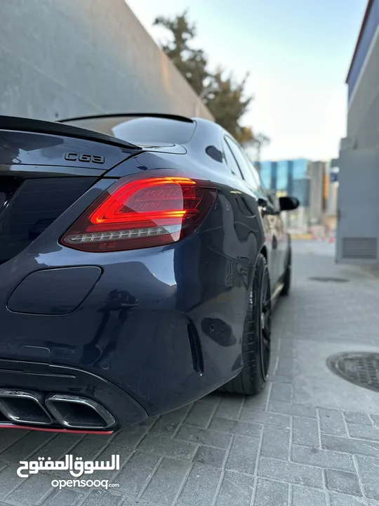 مرسيدس بنز C350e - غرغورية - نايت باكج C63 Kit  Stage 1 + RaceChip - GTSBlack