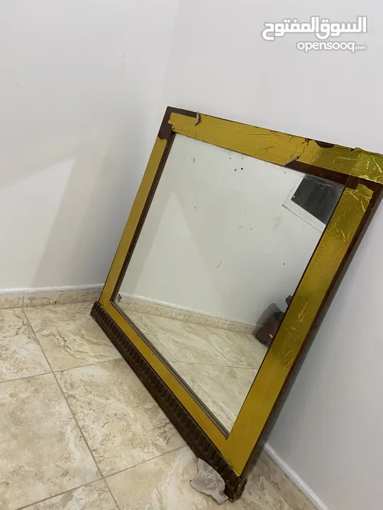 تخت وكاله مع فرشه  مرأي