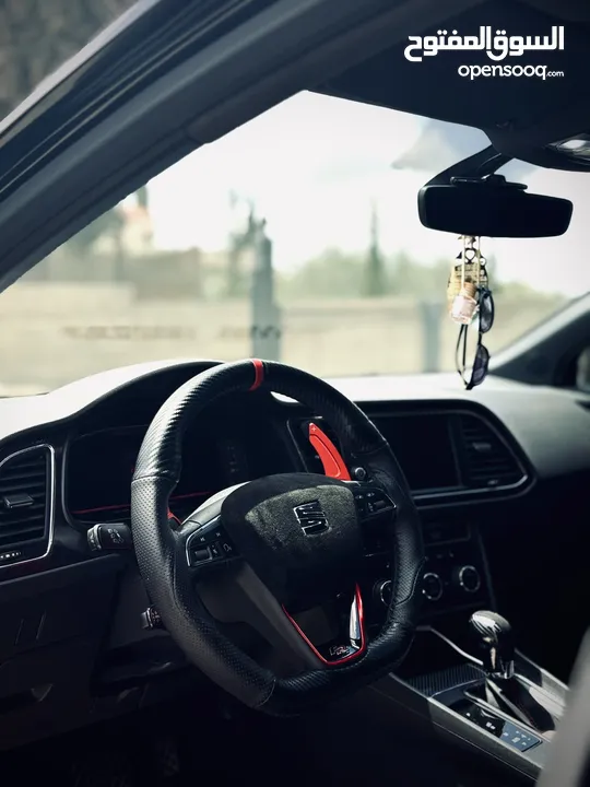 سيت ليون FR اسود فل ما عدا فتحة