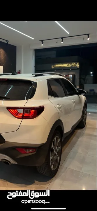 Kia stonik
