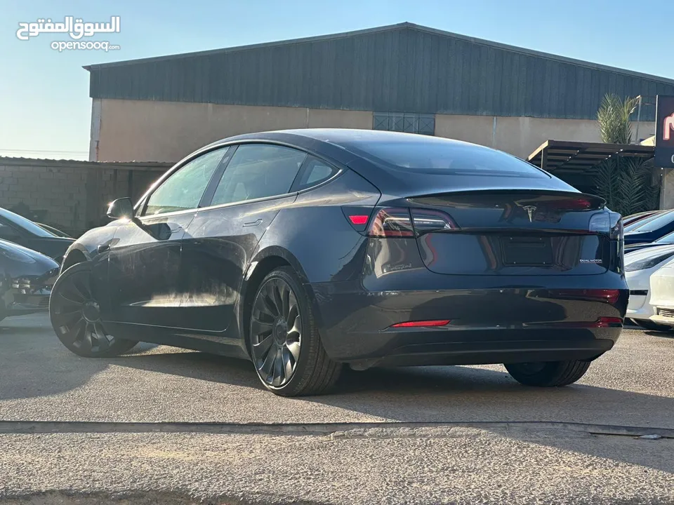 Tesla model 3 performance 2022