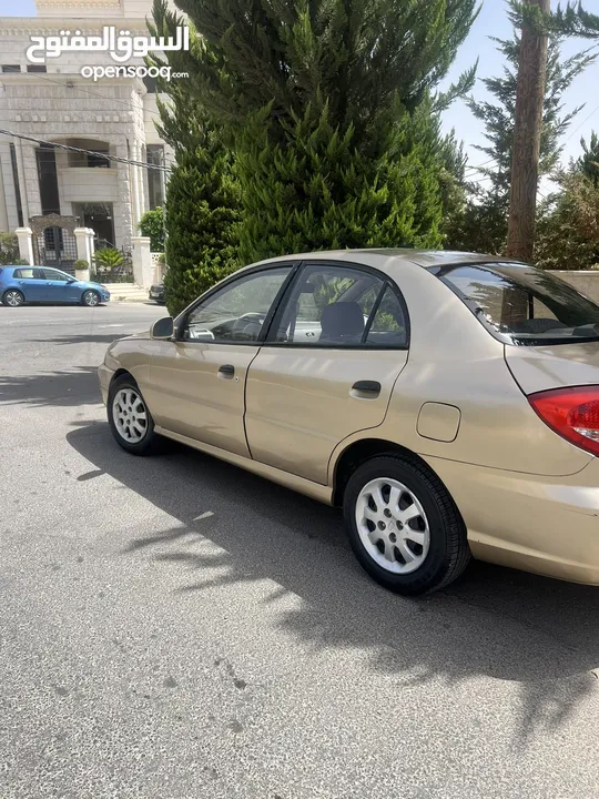 كيا ريو 2005