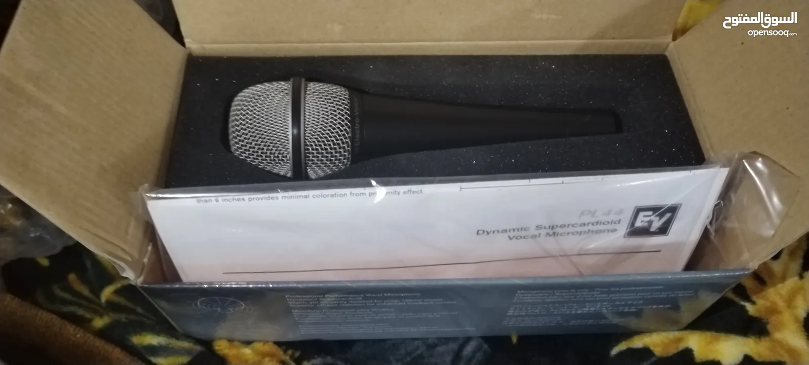 ميكروفونات Electro-Voice PL44 احترافية – عدد 4 حبات – جديدة لم تستخدم نهائي