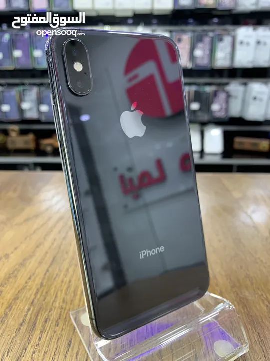 iPhone Xs (256) GB ايفون اكس اس مستعمل بحالة الوكالة مش مفتوح او مصلح نهائيا بطارية اصلية 81٪؜