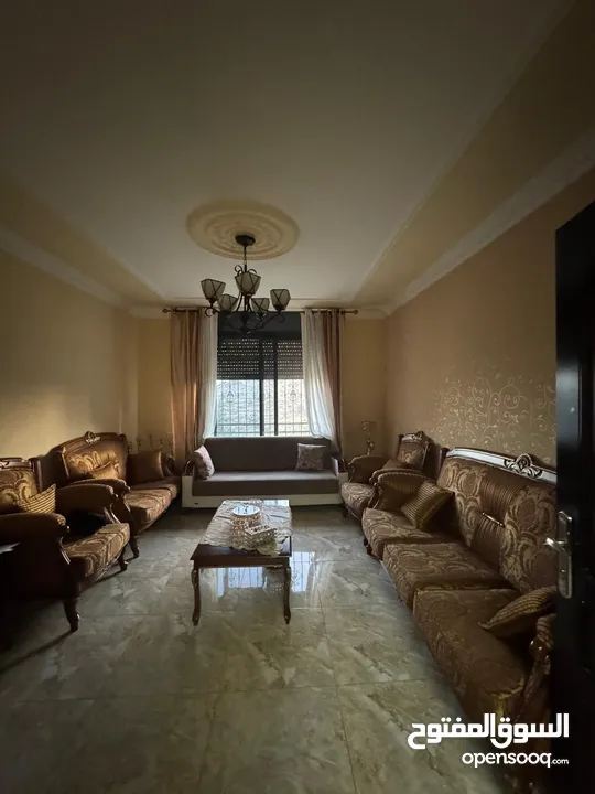 شقة الأحلام بمساحة 170م - موقع استراتيجي عند شارع القدس وتهوية ممتازة!