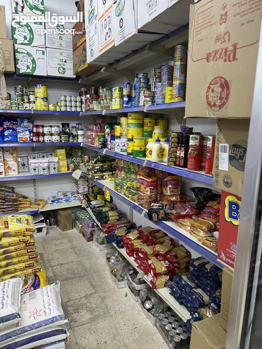 سوبر ماركت  دكان ثلاث مخازن مجهز بالكامل