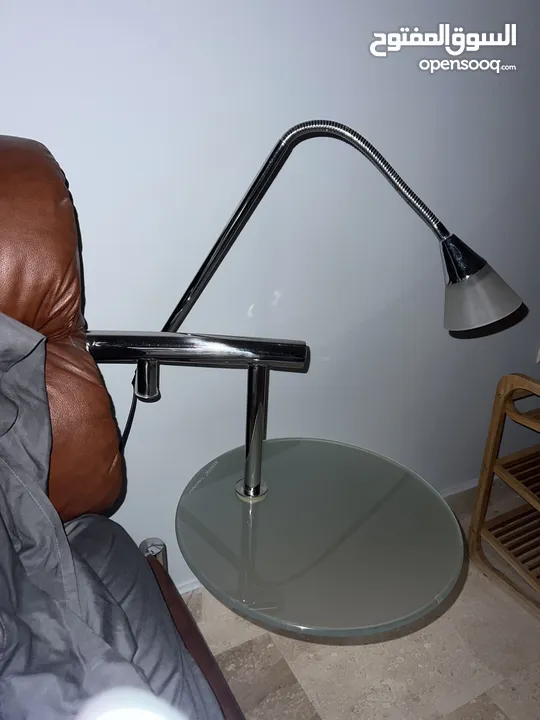 سرير كينغ سايز 180×200 مع لوح جلد  وطاولات جانبية + فرشة طبية King size bed for sale