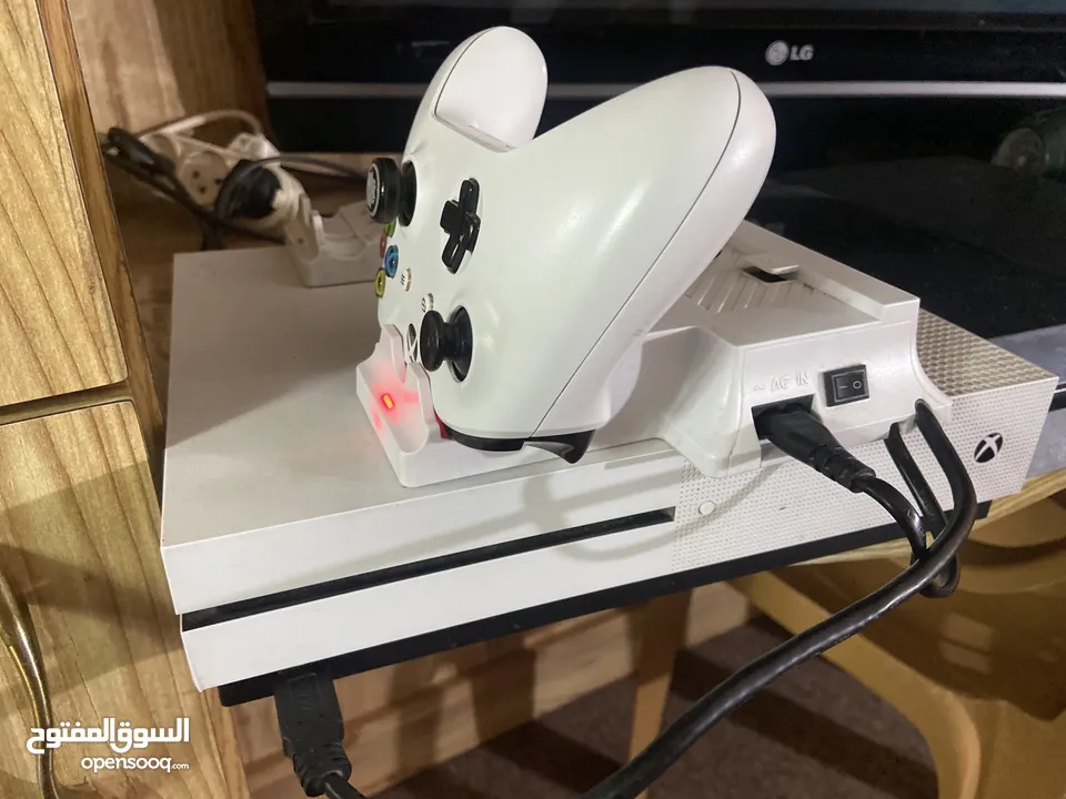 Xbox 1s  اكسبوكس ون s