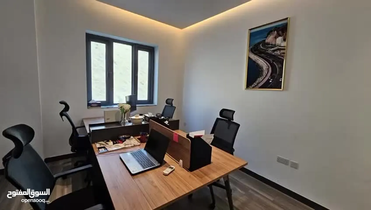 مكتبين مع الكراسي مع مكتب استقبال في بوشر  ‏Two offices with chairs and a reception desk‏