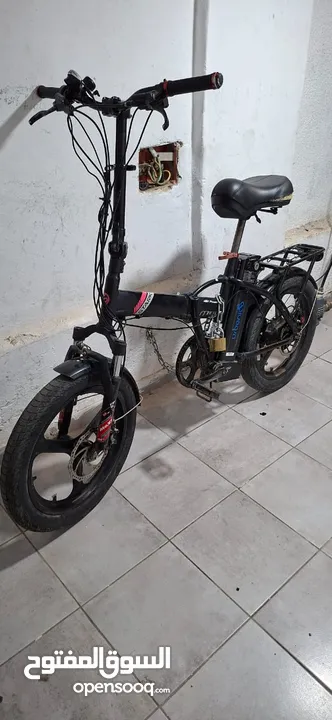 بسكليت كهرباء عجل وسط