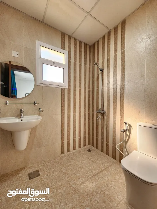 شقة سكنية للبيع اطلالة بحرية خلابة + موقع ممتاز جدا بالحد الجديدة (للبحرينيين + الخليجيين فقط)