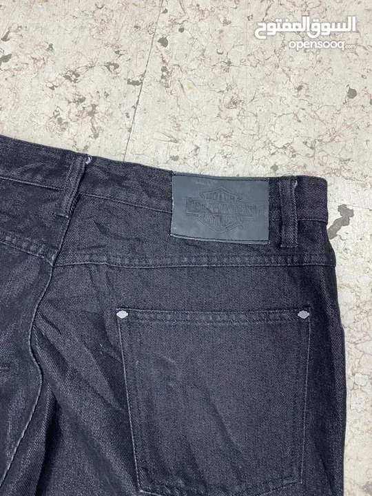 بنطلون Harley Davidson  size 32/34 شامل توصيل البنطلون قديم سعرو على المواقع الثانيه اغلى