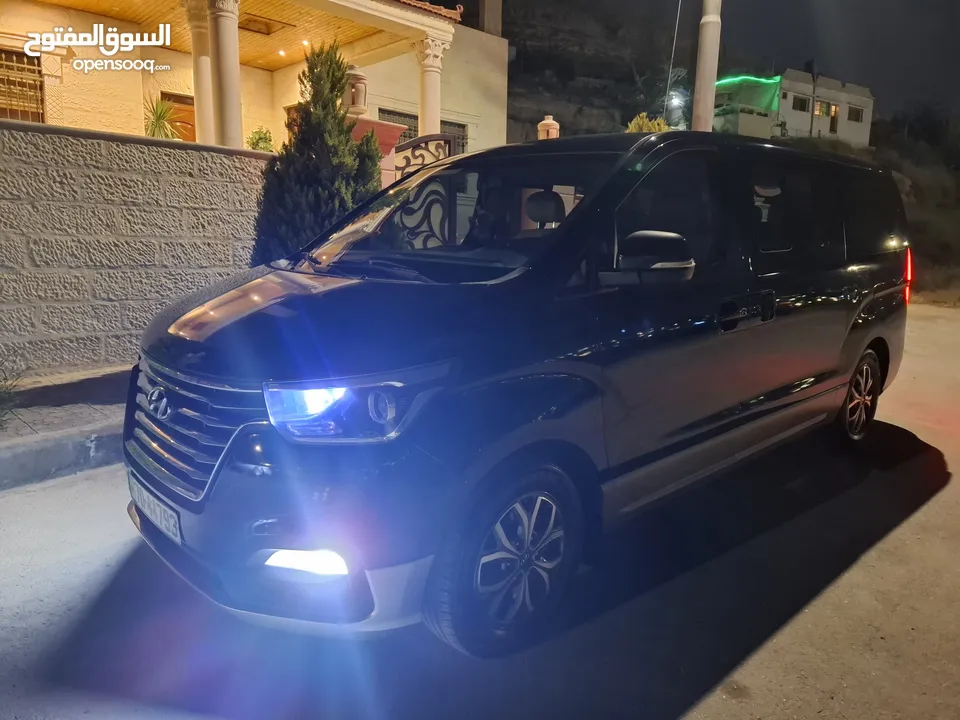 تأجير باصات سياحية عدة موديلات لحد عندك