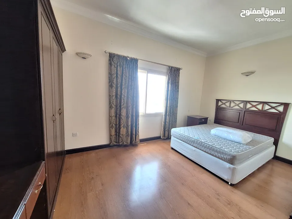 3 Bhk Gas Connection  Closed Kitchen  Balcony  Internet  Hk Services  With CPR  Near Ramez mall