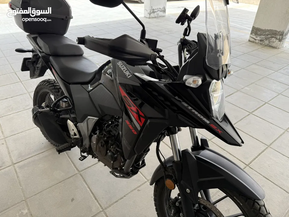 سوزوكي v strom 250 اسود بحالة الوكالة