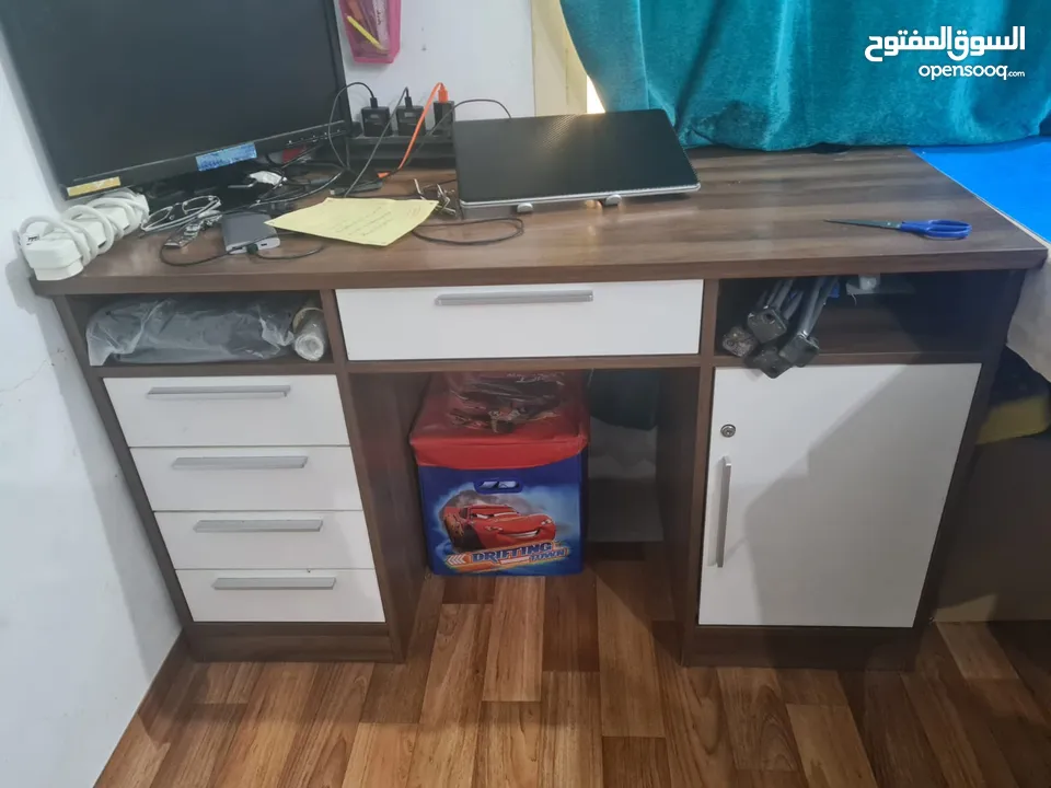Ikea neat and very strong computer or office table with drawers