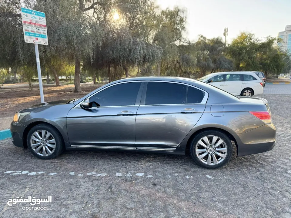 Honda accord limited 2012 - هوندا  اكورد  ليميتد قابل للتفاوض بشكل معقول